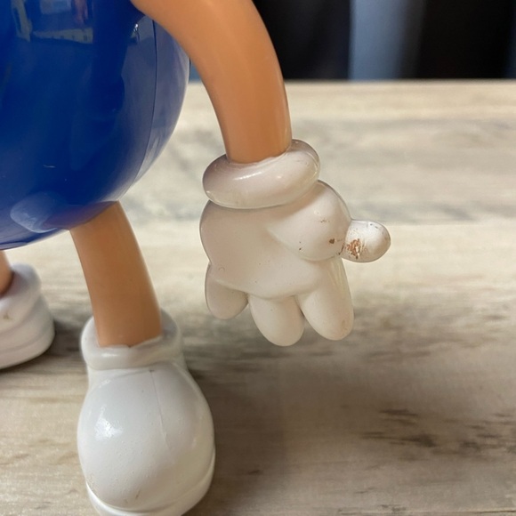 Mars M&M Blue Candy Plastic Figure Bendy Bendable Arms/Legs - Picture 6 of 7